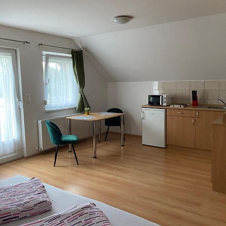 Bonita Apartmanhaz Lägenhet Zalakaros Exteriör bild