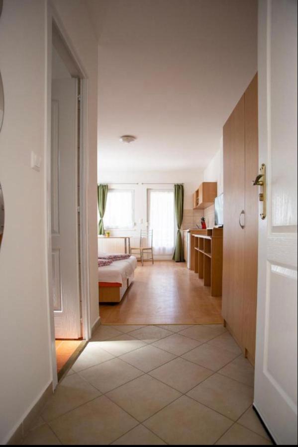 Bonita Apartmanhaz Lägenhet Zalakaros Exteriör bild