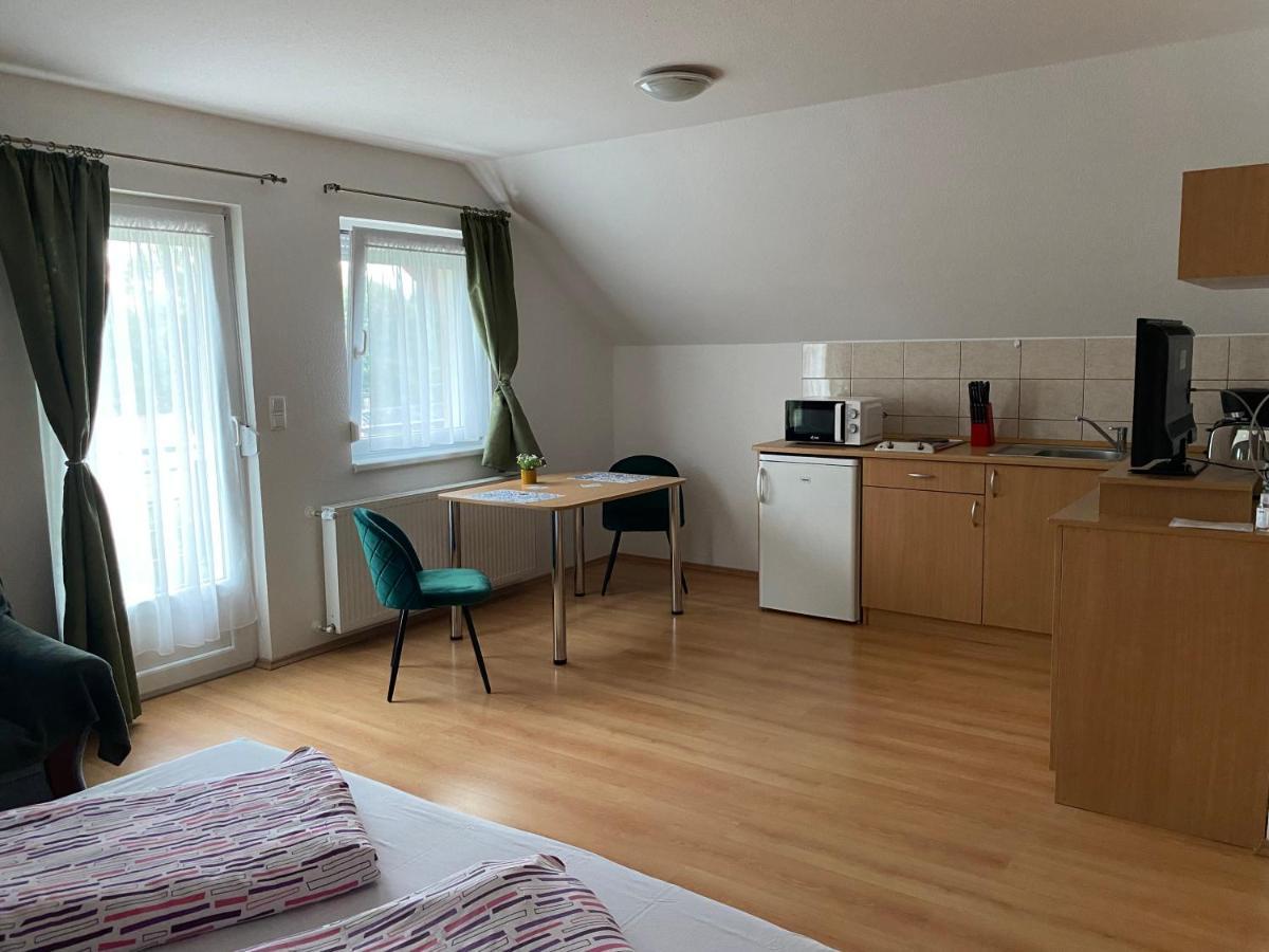 Bonita Apartmanhaz Lägenhet Zalakaros Exteriör bild
