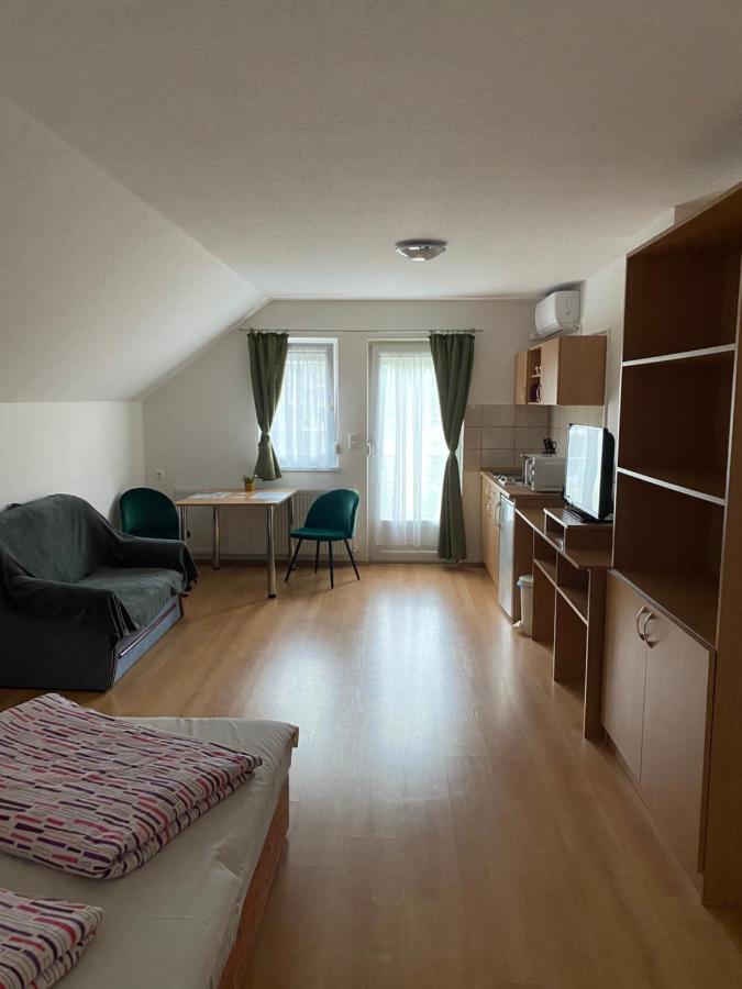 Bonita Apartmanhaz Lägenhet Zalakaros Exteriör bild