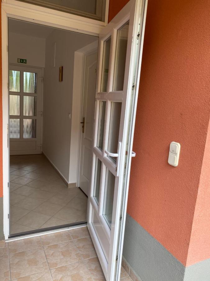 Bonita Apartmanhaz Lägenhet Zalakaros Exteriör bild