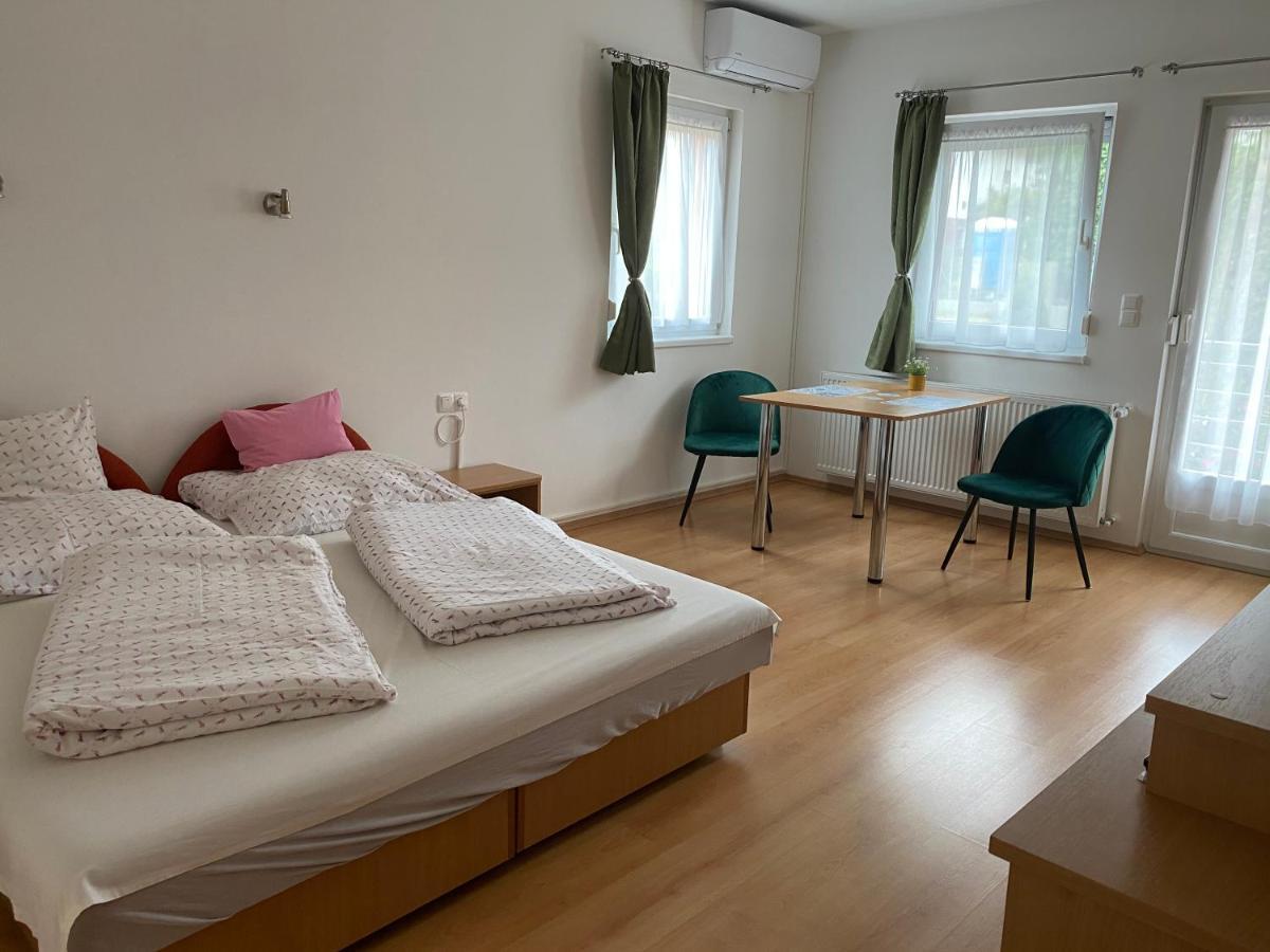 Bonita Apartmanhaz Lägenhet Zalakaros Exteriör bild